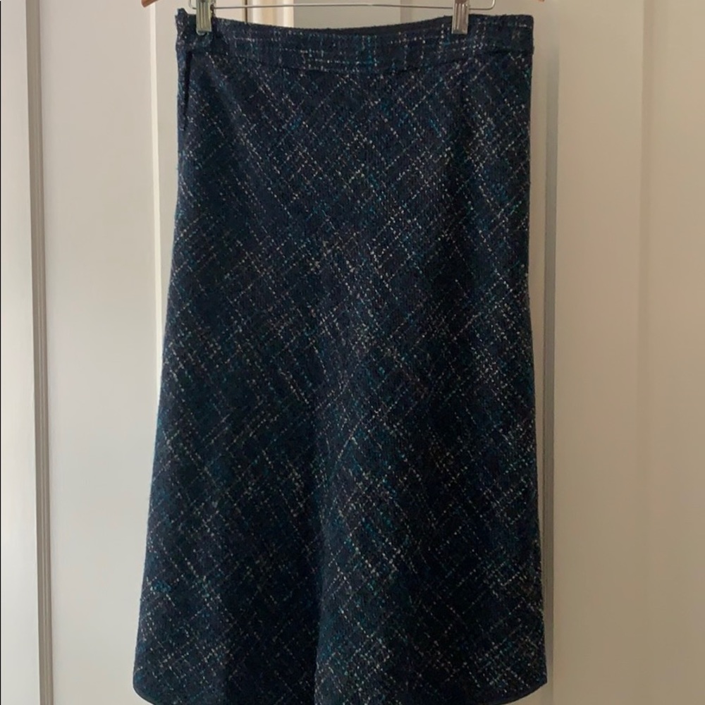 Skirt!